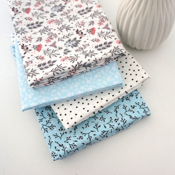 Stoffpaket, Baumwolle, Popeline, Streublumen, Hellblau, Weiß