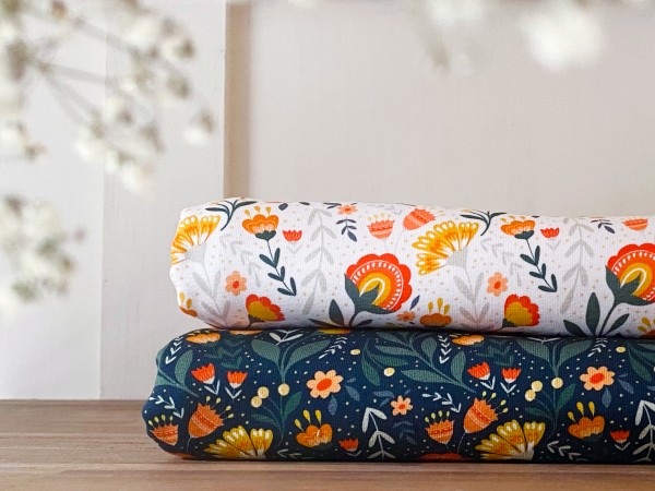 French Terry, Fields of Joy, Blumen, Dunkelblau, Bunt, Meterware