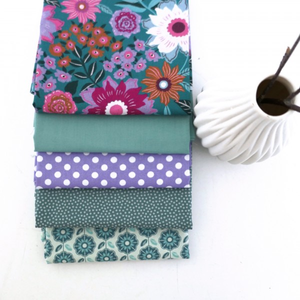 Stoffpaket Baumwolle, Fat Quarter, Wilde Mischung, Blumen, Punkte, Kleckse