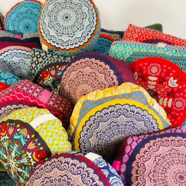 Baumwollstoff 'Pillow Party' Panel, Aubergine, swafing