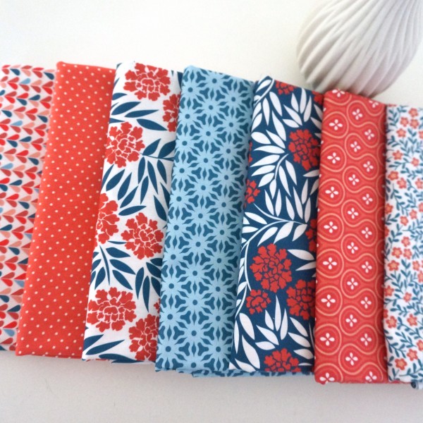 Stoffpaket Baumwolle, 7 x Fat Quarter, Blumen, Herzen, Punkte, Patchwork