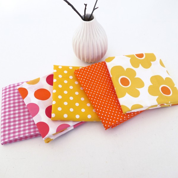 Stoffpaket Baumwolle, 5 x Fat Quarter, Blumen, Punkte, Karos, Patchwork