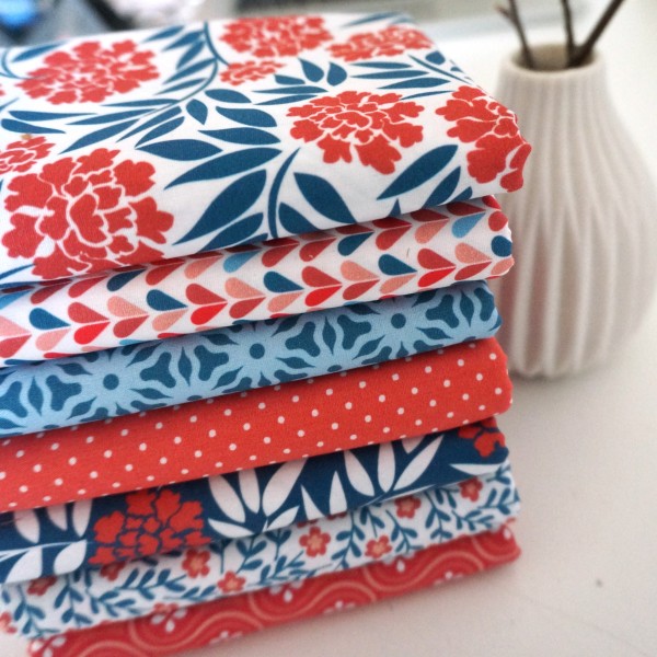 Stoffpaket Baumwolle, 7 x Fat Quarter, Blumen, Herzen, Punkte, Patchwork