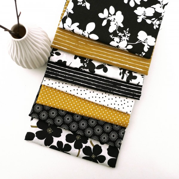 8 x Fat Quarter, Black, White, Mustard, Stoffpaket, Blüten, Kleckse, Linien, Baumwolle