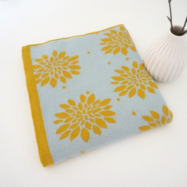 Rest, Bio-Strick, Pfingstrose, doppel-lagig, Senf, Hellblau