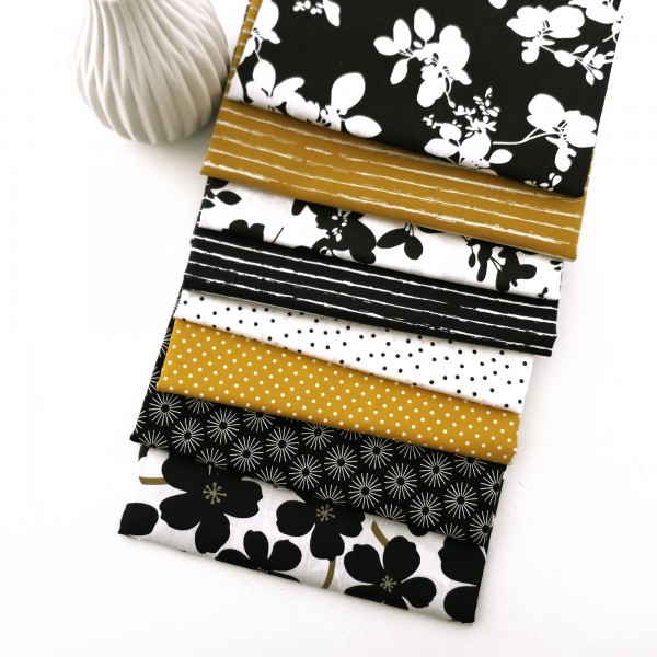 8 x Fat Quarter, Black, White, Mustard, Stoffpaket, Blüten, Kleckse, Linien, Baumwolle