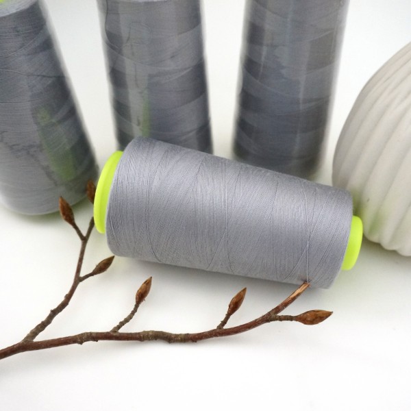 Overlock-Garn, 4 Konen, Hellgrau, Paket, 4 x 3000 Yards