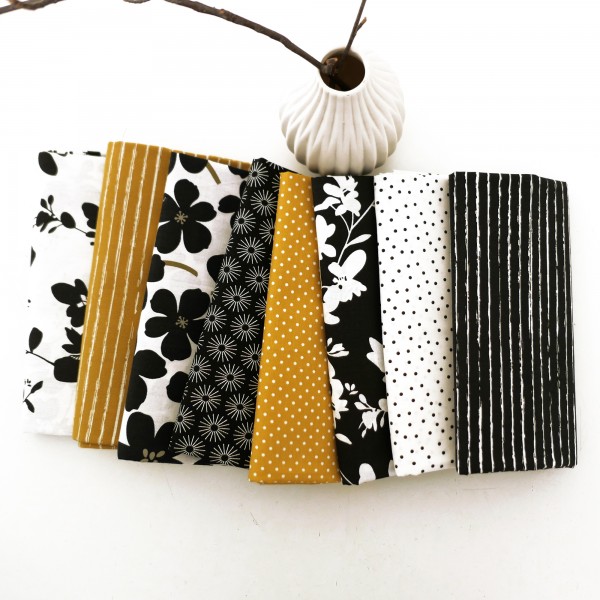 8 x Fat Quarter, Black, White, Mustard, Stoffpaket, Blüten, Kleckse, Linien, Baumwolle