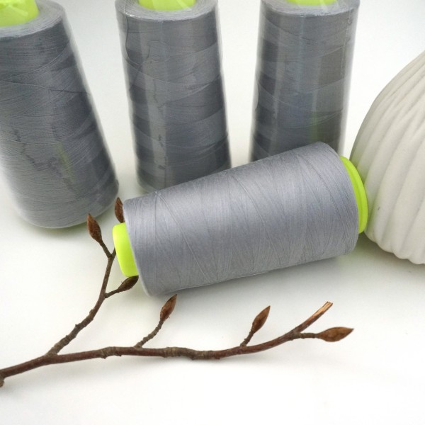 Overlock-Garn, 4 Konen, Hellgrau, Paket, 4 x 3000 Yards