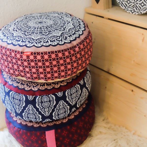 Baumwollstoff 'Pillow Party' Panel, Aubergine, swafing