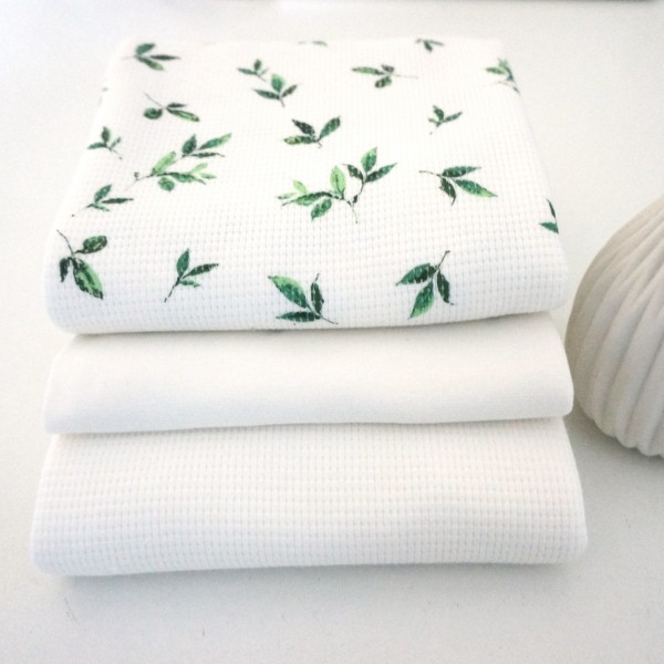 Stoffpaket Waffeljersey, 'Zweige', Grün/Naturweiß, Uni, Naturweiß, Bündchen