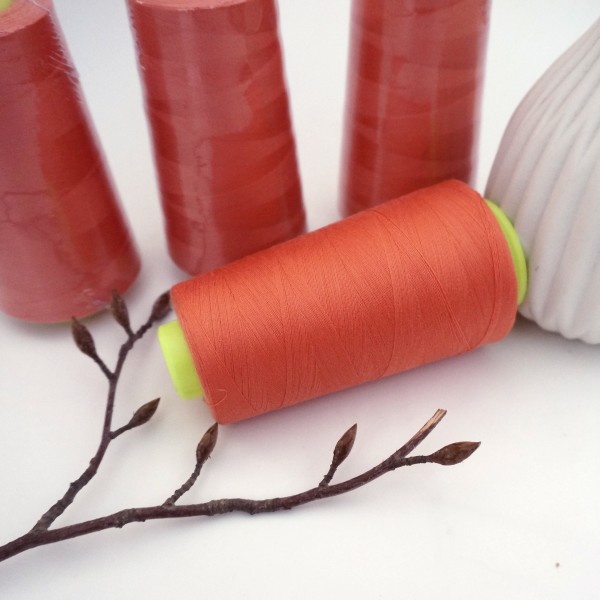 Overlock-Garn, 4 Konen, Koralle, Paket, 4 x 3000 Yards