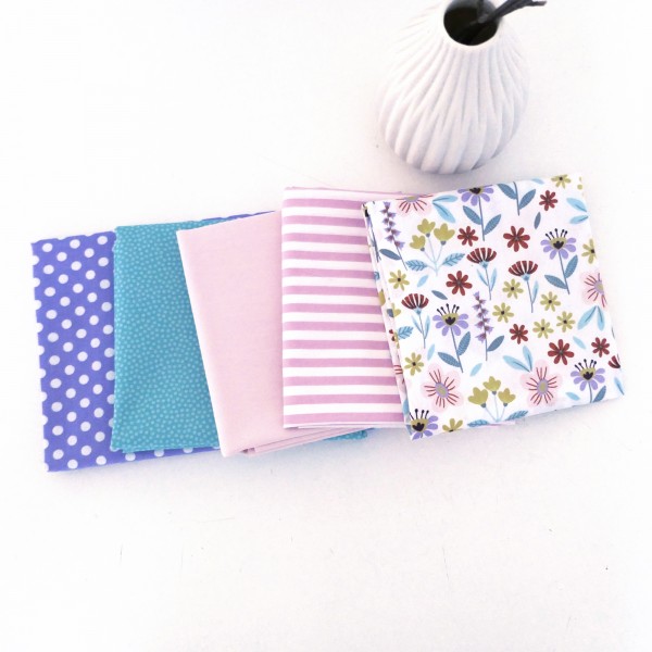 Stoffpaket Baumwolle, 5 x Fat Quarter, Blumen, Streifen, Punkte, Uni, Patchwork