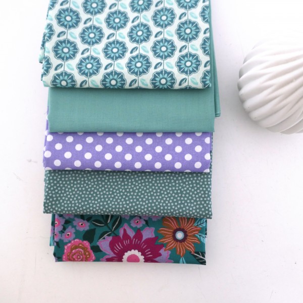 Stoffpaket Baumwolle, Fat Quarter, Wilde Mischung, Blumen, Punkte, Kleckse