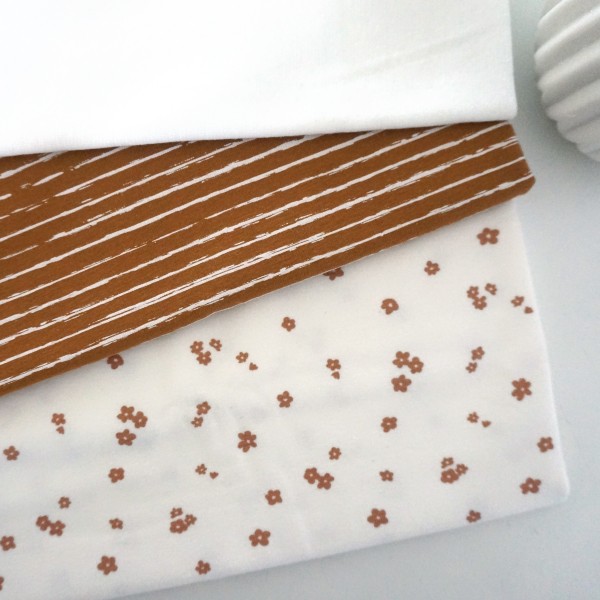 Stoffpaket Jersey Streublumen, Linien Camel, 50cm Bündchen