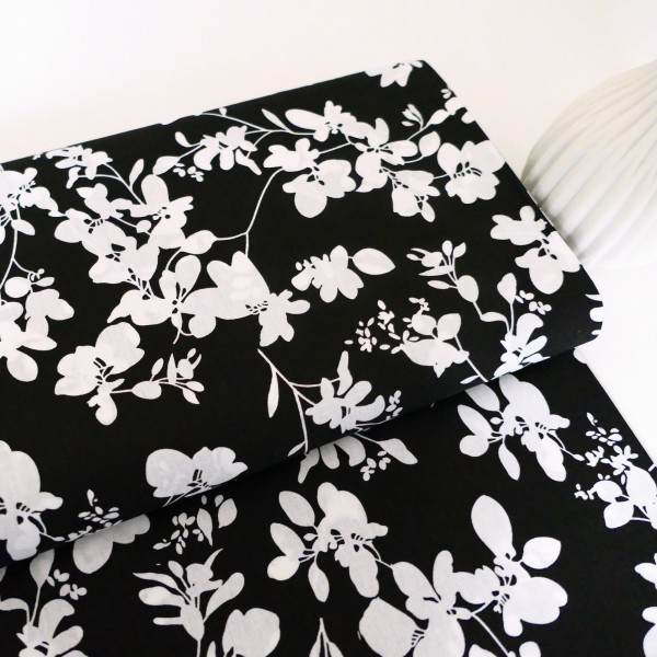 Baumwollstoff, Blumen, Schwarz, Weiß, Meterware