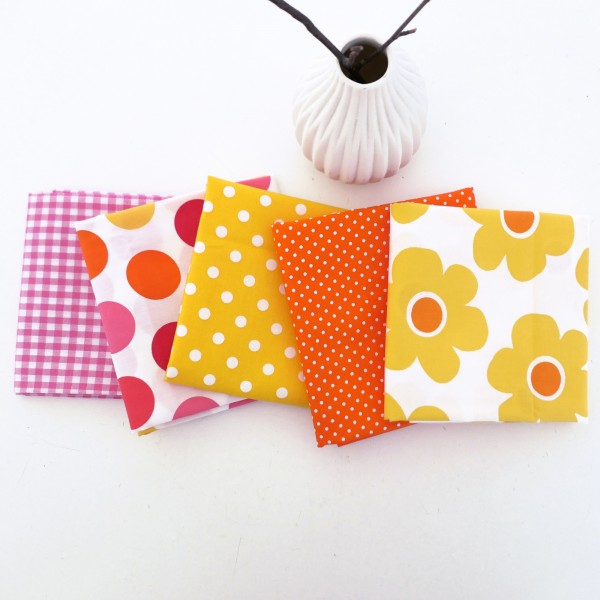 Stoffpaket Baumwolle, 5 x Fat Quarter, Blumen, Punkte, Karos, Patchwork