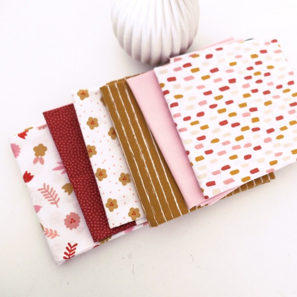 Stoffpaket Baumwolle, Fat Quarter, Blumen, Striche, Kleckse, Linien