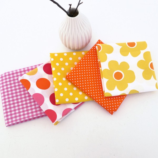 Stoffpaket Baumwolle, 5 x Fat Quarter, Blumen, Punkte, Karos, Patchwork